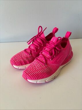 Under Armour Hot Pink Knit Running Sneakers Shoes Women's 6
